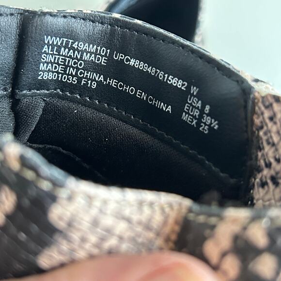 Time and Tru Ankle Boot Snake Print Zip Sides Size 8W - Picture 2 of 10